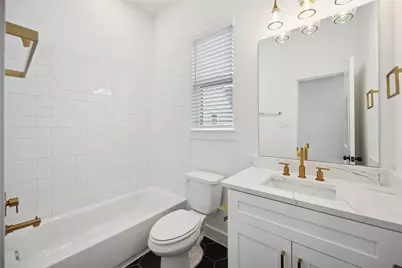 4613 Indie Heights Lane #B, Houston, TX 77018 - Photo 13