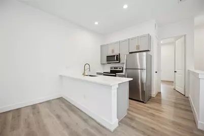 4613 Indie Heights Lane #B, Houston, TX 77018 - Photo 7
