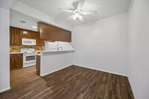 11711 Memorial Dr, Houston, TX 77024 - Photo 7
