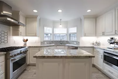 7823 Fairdale Lane, Houston, TX 77063 - Photo 5