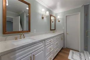 7823 Fairdale Ln, Houston, TX 77063 - Photo 37