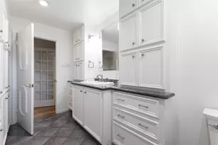 7823 Fairdale Ln, Houston, TX 77063 - Photo 29