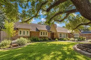 7823 Fairdale Ln, Houston, TX 77063 - Photo 47