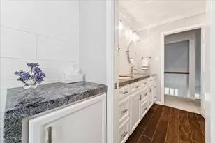 2415 Parkdale Dr, Kingwood, TX 77339 - Photo 25