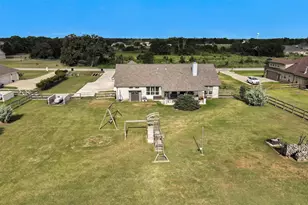 9123 Scarborough Dr, Iola, TX 77861 - Photo 35