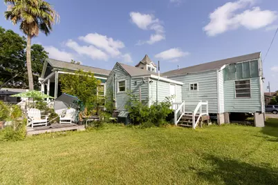 1415 Avenue K, Galveston, TX 77550 - Photo 23