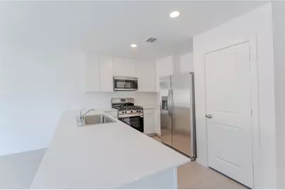 14873 North Ascot Bend Circle, Conroe, TX 77306 - Photo 9