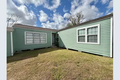 1427 W 7th Street, Freeport, TX 77541 - Photo 25