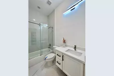 10127 Grover Ln, Houston, TX 77041 - Photo 3