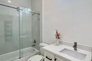 10127 Grover Ln, Houston, TX 77041 - Photo 3