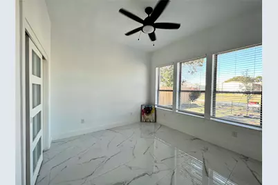 10127 Grover Ln, Houston, TX 77041 - Photo 5