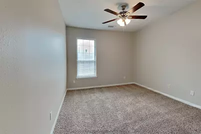 11414 Oak Lake Glen Circle, Sugar Land, TX 77498 - Photo 13