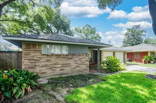 4915 Hialeah Dr, Houston, TX 77092 - Photo 3