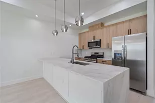 7977 Angus St, Houston, TX 77028 - Photo 3
