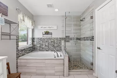 6621 Blue Hollow Lane, Dickinson, TX 77539 - Photo 19