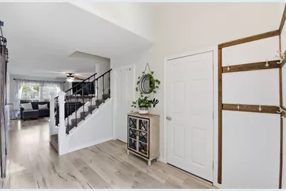 6621 Blue Hollow Lane, Dickinson, TX 77539 - Photo 3