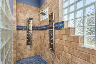 8901 Shiloh St, Texas City, TX 77591 - Photo 21