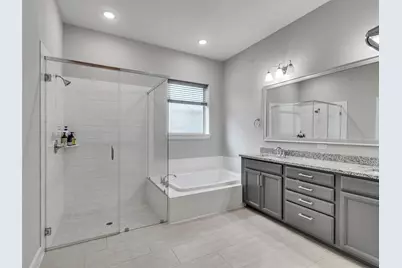 32212 Highwood Green Lane, Conroe, TX 77385 - Photo 21