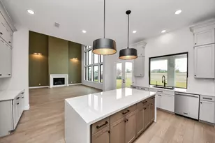 11015 Sandy Pinewoods Trl, Cypress, TX 77433 - Photo 17