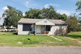 803 Chester St, West Orange, TX 77630 - Photo 5