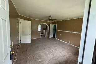 803 Chester St, West Orange, TX 77630 - Photo 3