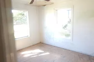 803 Chester St, West Orange, TX 77630 - Photo 11