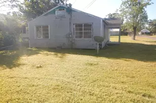 803 Chester St, West Orange, TX 77630 - Photo 3