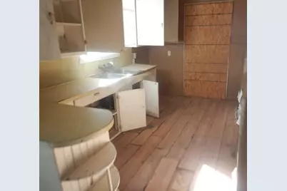 803 Chester Street, West Orange, TX 77630 - Photo 7