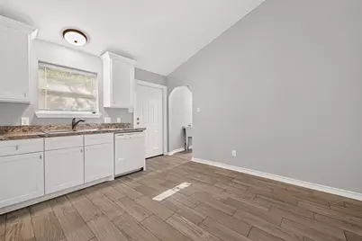 9898 Arbor Oak, Willis, TX 77318 - Photo 11