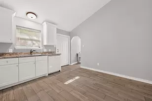 9898 Arbor Oak, Willis, TX 77318 - Photo 11
