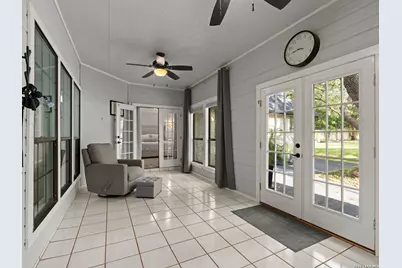 8638 Classic Oaks Ln, San Antonio, TX 78255 - Photo 31
