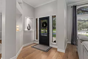 8638 Classic Oaks Ln, San Antonio, TX 78255 - Photo 5
