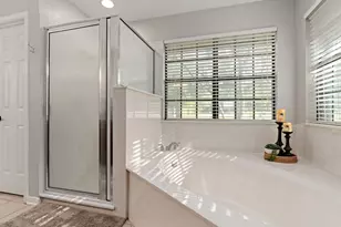 8638 Classic Oaks Ln, San Antonio, TX 78255 - Photo 27