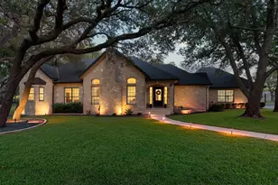 8638 Classic Oaks Ln, San Antonio, TX 78255 - Photo 1