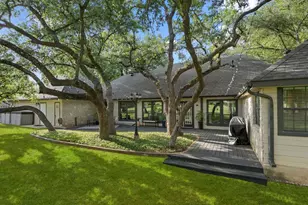8638 Classic Oaks Ln, San Antonio, TX 78255 - Photo 35