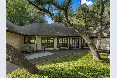 8638 Classic Oaks Ln, San Antonio, TX 78255 - Photo 33