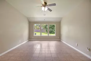 10731 Royal Terrell Dr, Conroe, TX 77303 - Photo 5