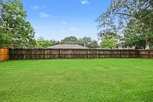 3810 Clover Dr, Alvin, TX 77511 - Photo 19