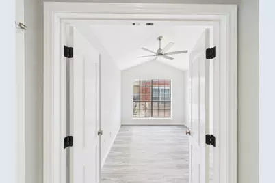 8055 Cambridge Street #26, Houston, TX 77054 - Photo 3