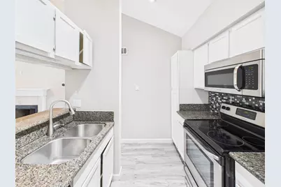 8055 Cambridge Street #26, Houston, TX 77054 - Photo 15