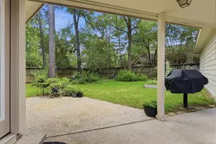 27 N Duskwood Pl, The Woodlands, TX 77381 - Photo 27