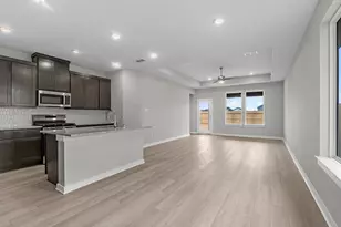 7610 Primrose Myrtle Ln, Cypress, TX 77433 - Photo 5