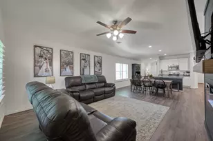 1887 Brushy Cedar Dr, Conroe, TX 77301 - Photo 7