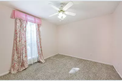 13203 Yaupon Holly Lane, Houston, TX 77044 - Photo 33