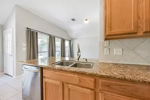 13203 Yaupon Holly Ln, Houston, TX 77044 - Photo 15