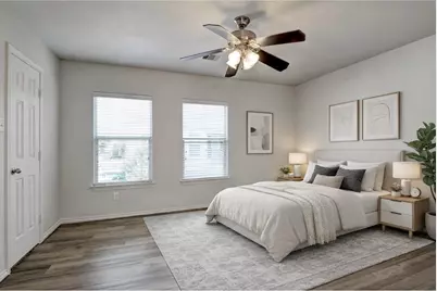 7042 Plum Creek Terrace Lane, Houston, TX 77087 - Photo 11