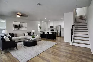 7042 Plum Creek Terrace Ln, Houston, TX 77087 - Photo 3
