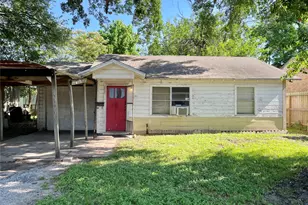 421 Benbrook Dr, Houston, TX 77076 - Photo 1