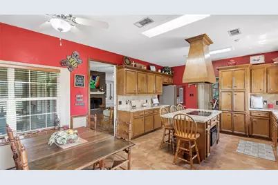 8002 Chockataw Lane, Navasota, TX 77868 - Photo 13