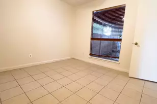 12704 Hollandale Dr, Houston, TX 77082 - Photo 5